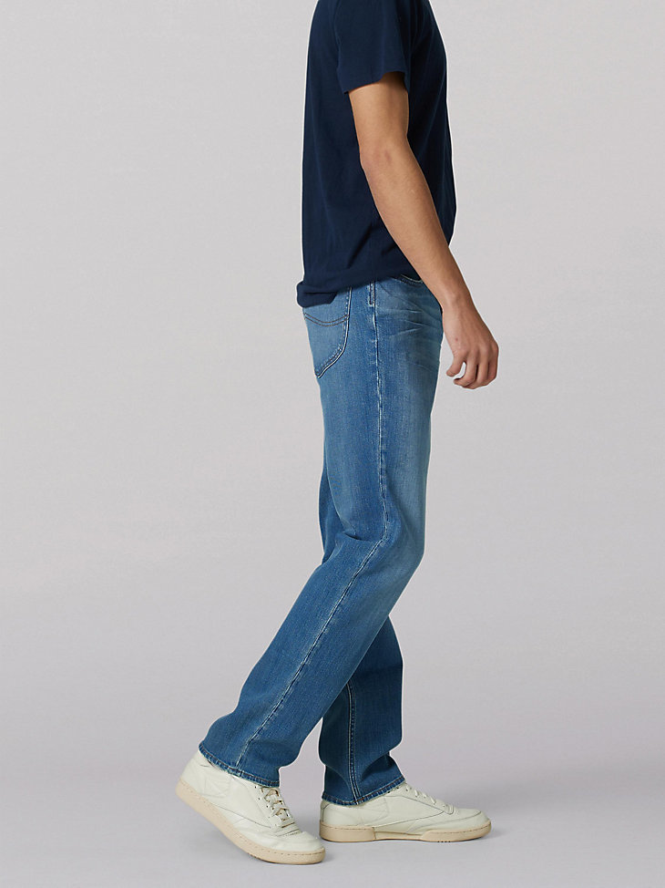 Men's Heritage 5 Pocket Regular Fit Straight Leg Jean in Chasin alternative view 2