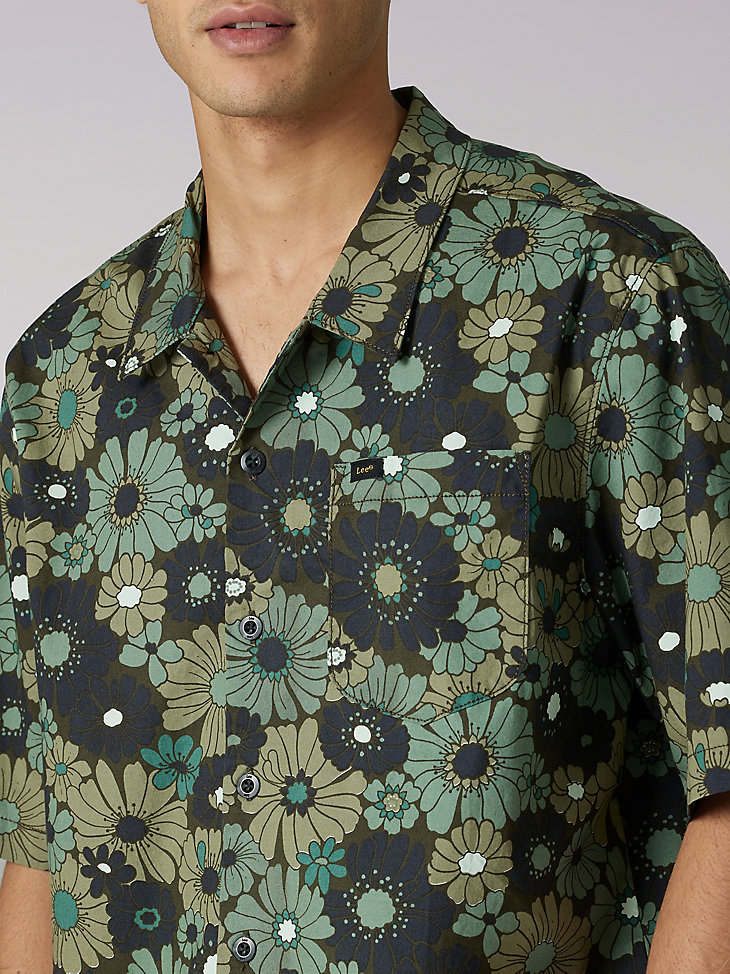 Men's Heritage Working West Button Down Shirt in Green Floral alternative view 2