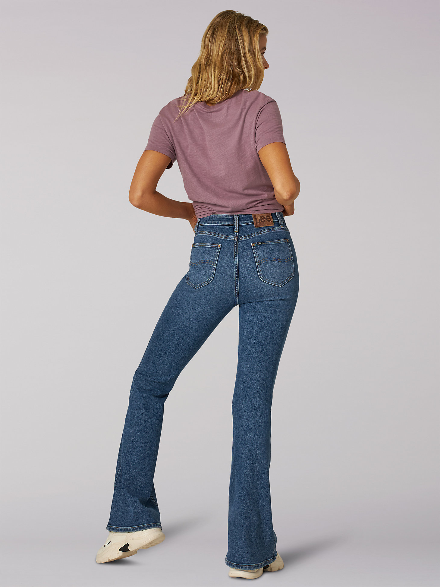 Women's Heritage High Rise Slim Fit Flare Jean in Clear Cut alternative view 1