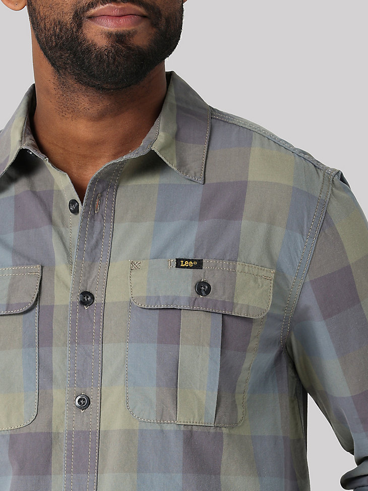 Men's Working West Classic Plaid Button Down Shirt in Deep Lichen Green alternative view 2