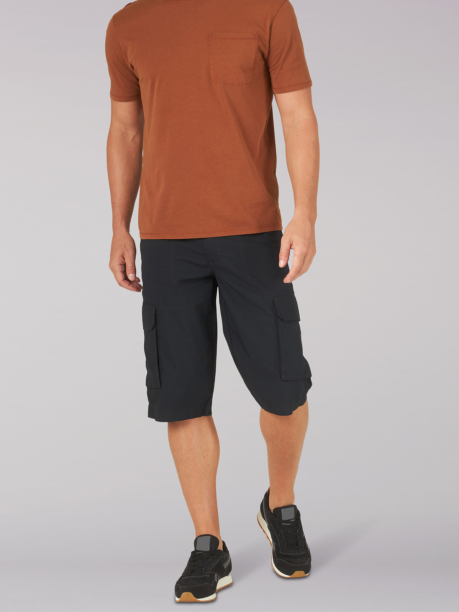 Men's Extreme Motion Cameron Relaxed Fit Cargo Short in Union All Black main view