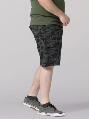 Men's Extreme Motion Crossroad Short (Big & Tall) in Black Camo alternative view 2