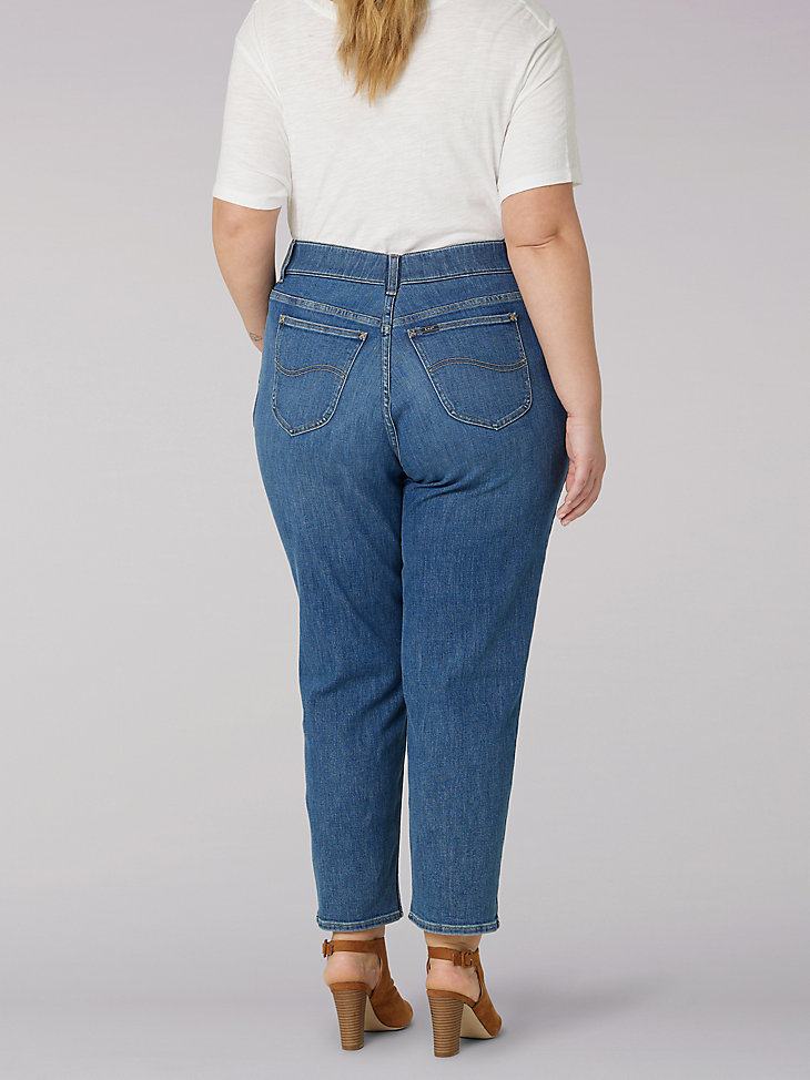 Women's Ultra Lux High Rise Relaxed Fit Tapered Crop Jean (Plus) in Soar alternative view