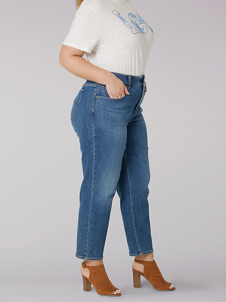 Women's Ultra Lux High Rise Relaxed Fit Tapered Crop Jean (Plus) in Soar alternative view 2