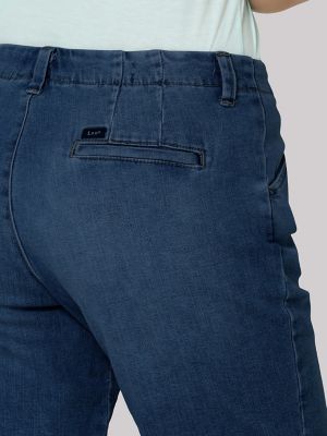 Womens Legendary Chino Bermuda:Expedition:0:M alternative view 4
