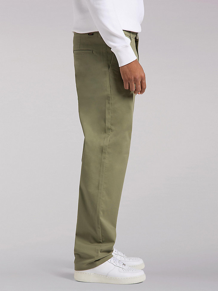 Men's European Collection Chetopa Relaxed Fit Chino in Olive Green alternative view 3