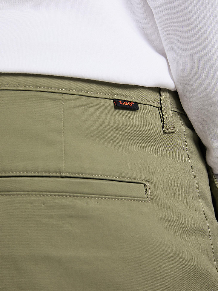 Men's European Collection Chetopa Relaxed Fit Chino in Olive Green alternative view 4