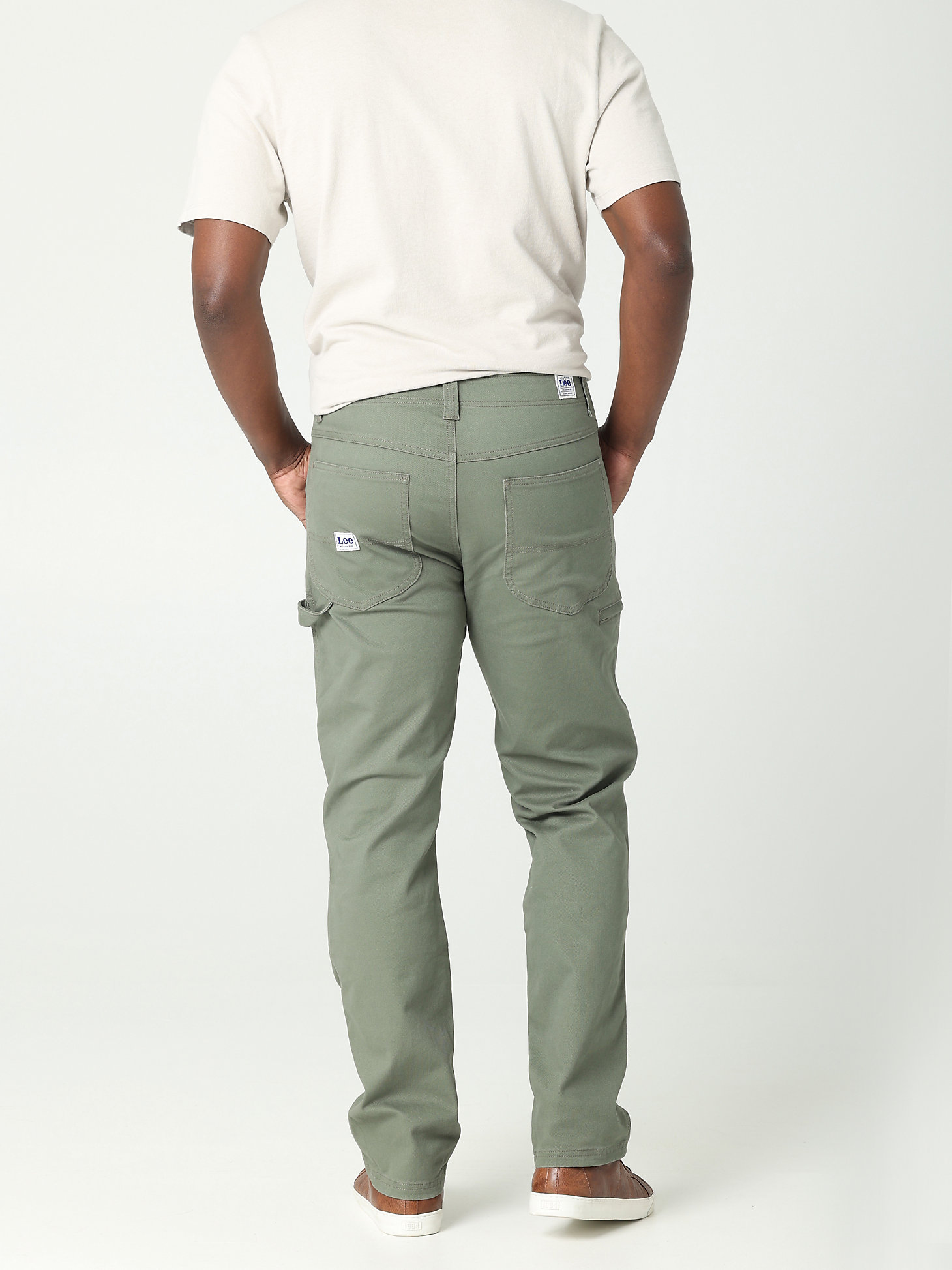 Men's Workwear Relaxed Fit Cargo Pant in Muted Olive alternative view 1