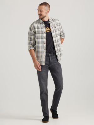 Men's Extreme Motion Straight Fit Tapered Leg Jean | Lee®