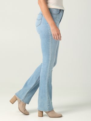 Women's Ultra Lux High Rise Bootcut Jean in Working Light