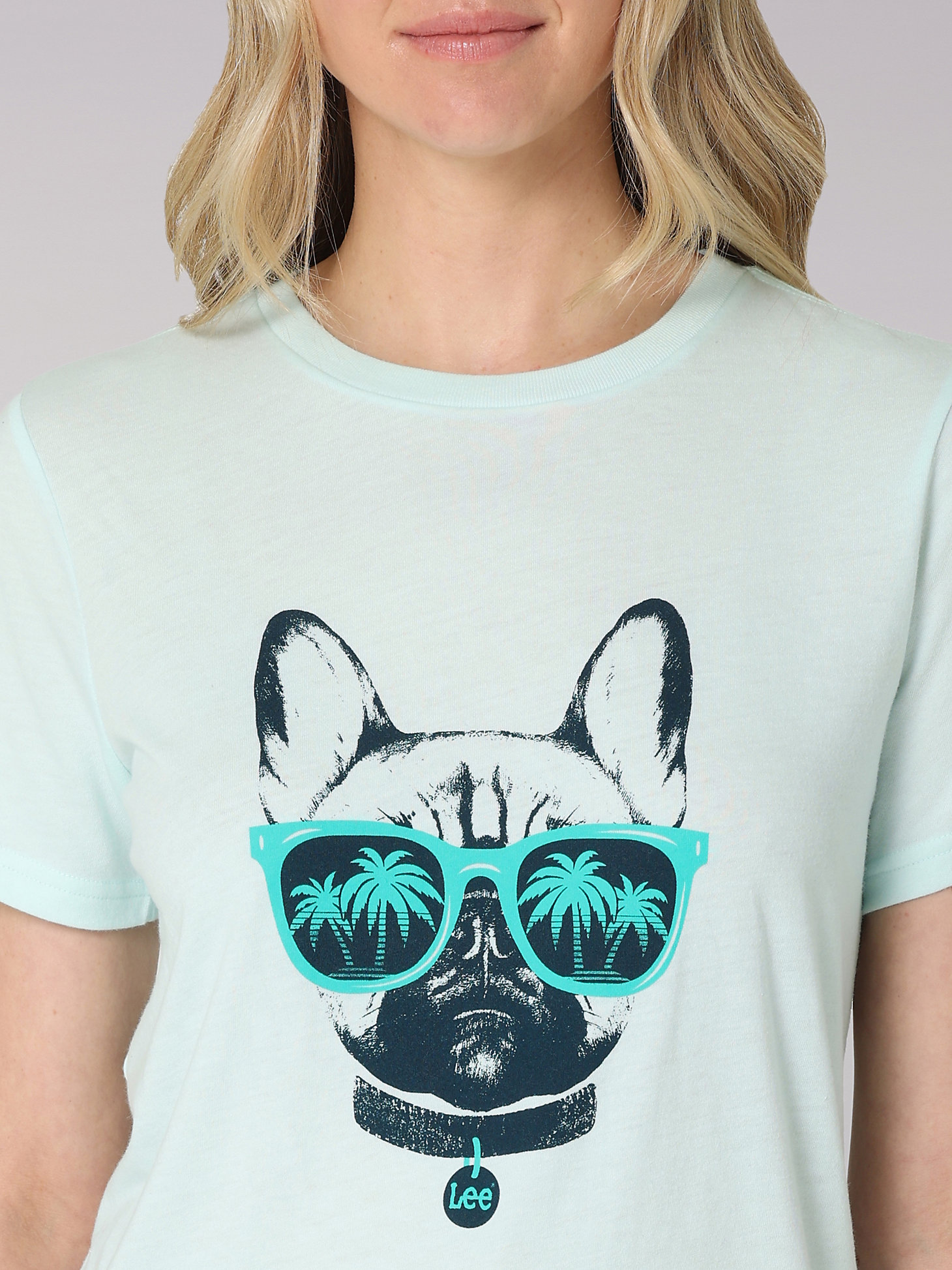Women's Lee Dog In Sunglasses Graphic Tee in Skyway Heather alternative view 2