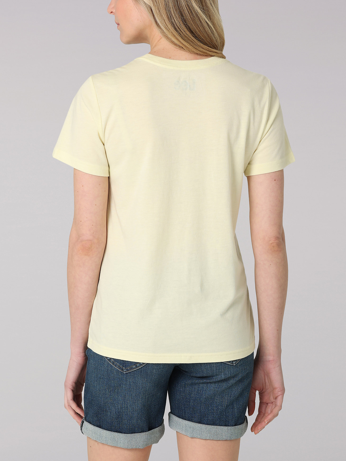 Women's Lee Cocktail Hour Graphic Tee in Sunwashed Heather alternative view 1
