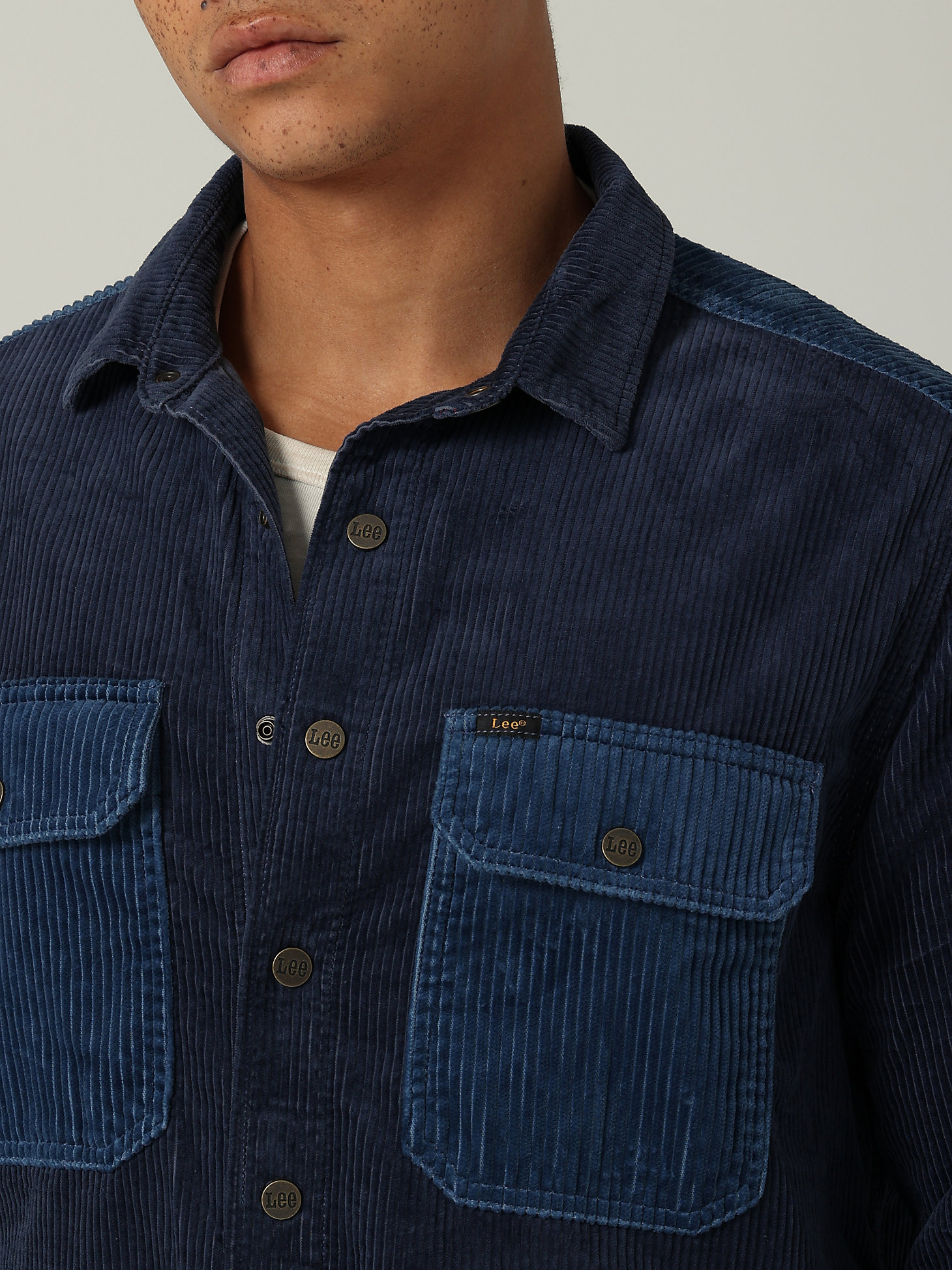 Men's Lee European Collection Relaxed Fit Corduroy Workwear Overshirt in Mood Indigo alternative view 2
