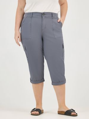 Women's Ultra Lux with Flex-To-Go Relaxed Cargo Capri (Plus) in Tech Grey alternative view