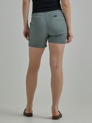 Women's Legendary Chino Short in Fort Green alternative view