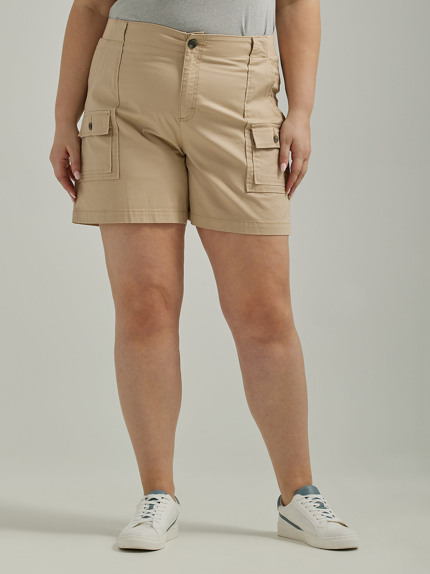 Women's Flex-to-Go Relaxed Fit Cargo Short (Plus) in Macrame main view