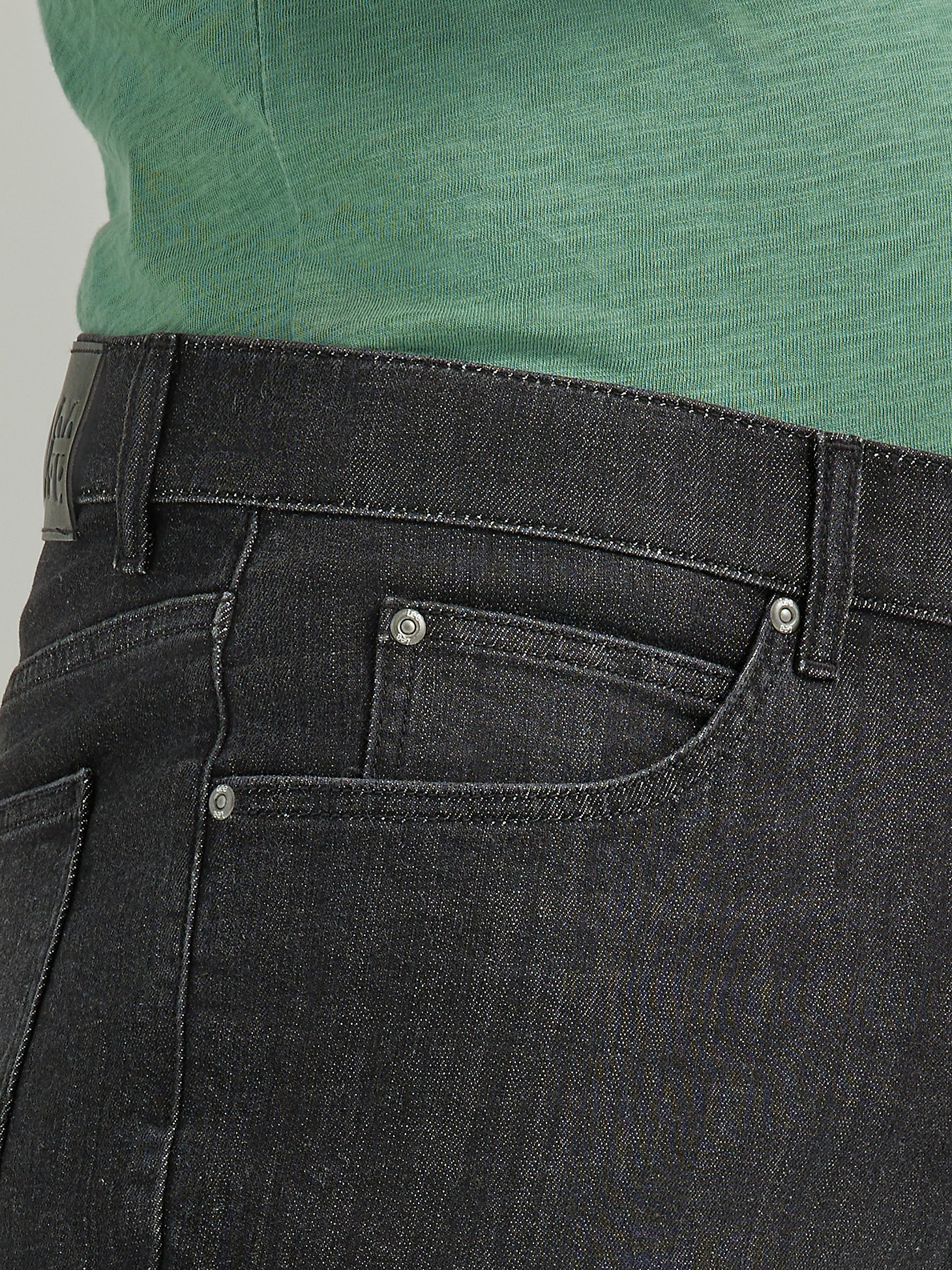 Men's Legendary Regular Fit 5- Pocket Short in Washed Black alternative view 3