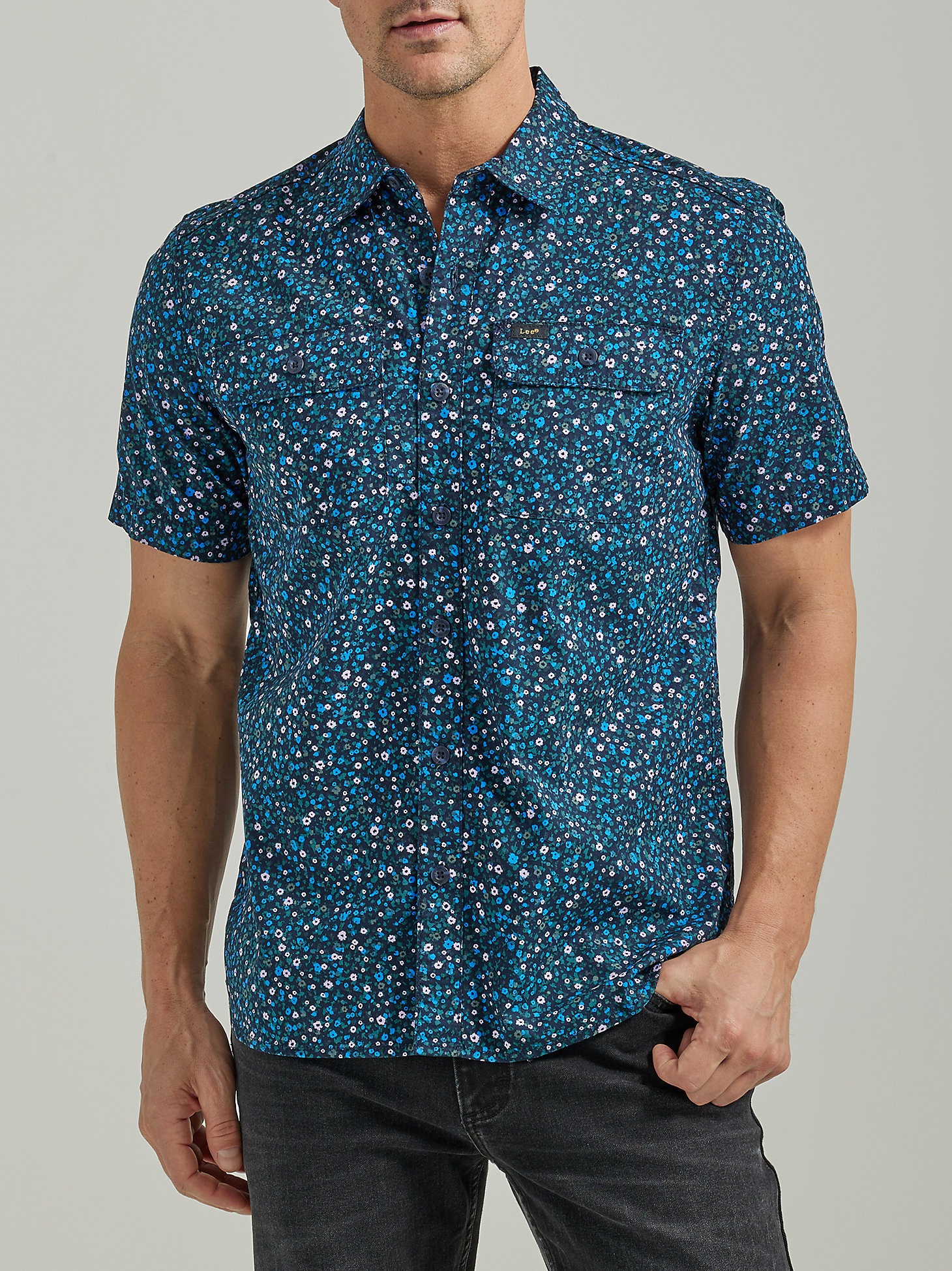 Men's Extreme Motion Short Sleeve Floral Worker Shirt in Rivet Navy Floral Print main view