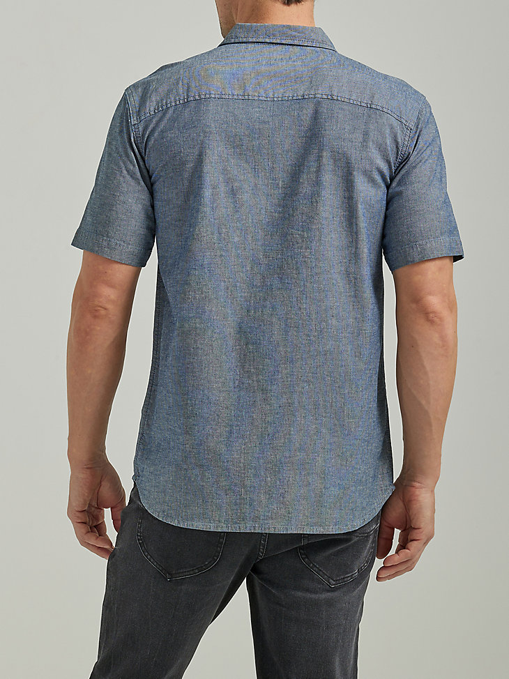 Men's Extreme Motion Short Sleeve Worker Shirt in Mid Wash Chambray alternative view