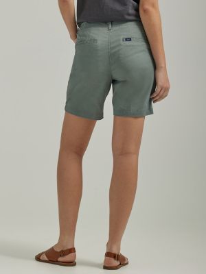 Women's Chino Walkshort in Fort Green alternative view