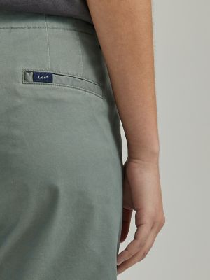 Women's Chino Walkshort in Fort Green alternative view 3