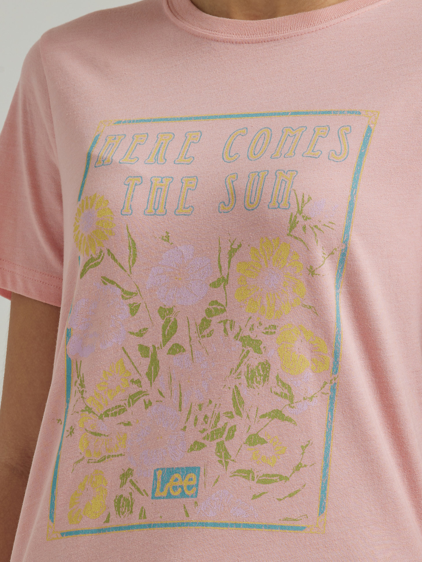Women's Slim Fit Sun Flowers Graphic Tee in Pink Icing alternative view 2