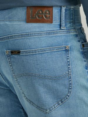 Men's Extreme Motion Athletic Straight Leg Jean in Nimbus alternative view 5