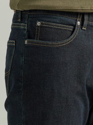 Extreme Motion Straight Tapered Jean:Rinse:30:30 alternative view 4