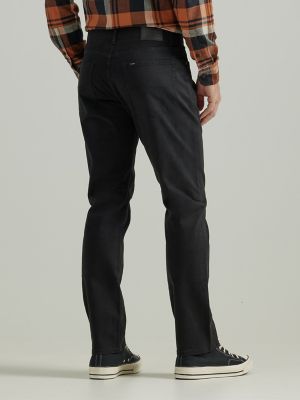 Men's Extreme Motion Athletic Tapered Leg Jean in Black