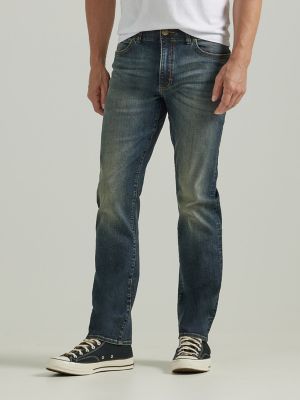 Men's Extreme Motion Regular Fit Straight Leg Jean in Maverick Indigo