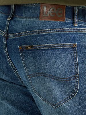 Men's Extreme Motion MVP Athletic Tapered Leg Jean in Marset alternative view 5