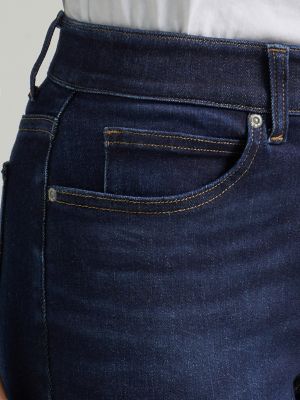 Women's Ultra Lux Comfort with Flex Motion Straight Jean in Main Thrill alternative view 4