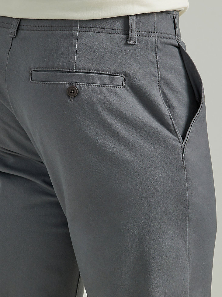 Men's Extreme Motion Slim Fit Khaki Pant