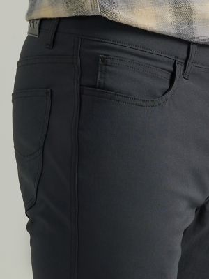 Men's Extreme Motion 4-Way Stretch Performance Pant in Black alternative view 5