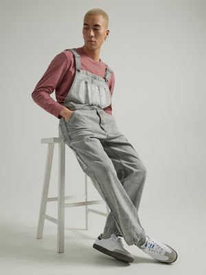 Men's Paneled Bib Overall in Mid Wash