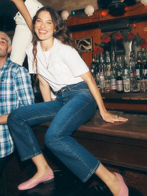 Good American's Good '90s Jeans Are Style Meets Nostalgia