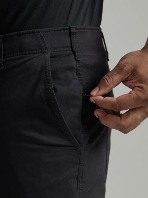 Men's Extreme Motion Twill Cargo Pant (Big & Tall) in Black