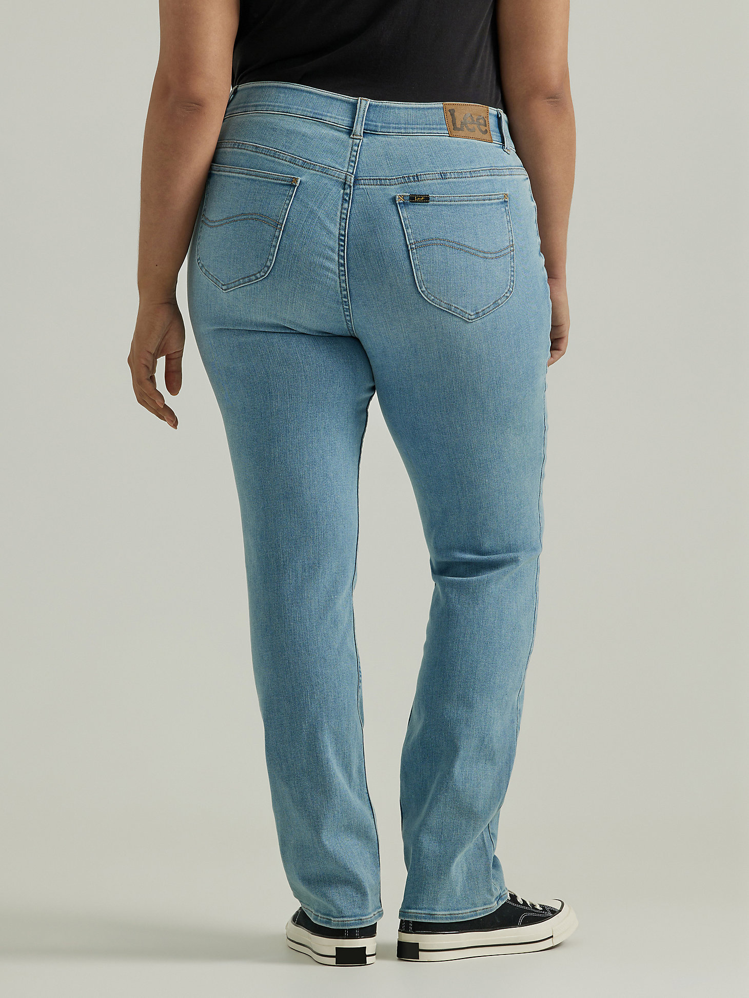 Women's Ultra Lux Comfort with Flex Motion Straight Jean (Plus) in Within Motion alternative view 2