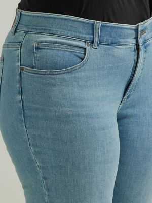 Women's Ultra Lux Comfort with Flex Motion Straight Jean (Plus) in Within  Motion