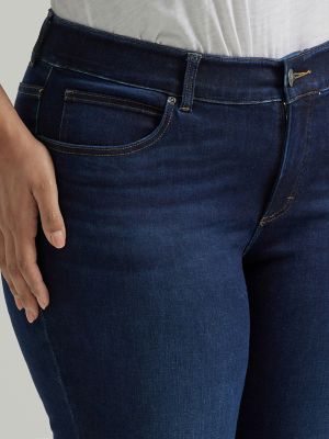 Women's Ultra Lux Comfort with Flex Motion Straight Jean (Plus) in Main Thrill alternative view 4