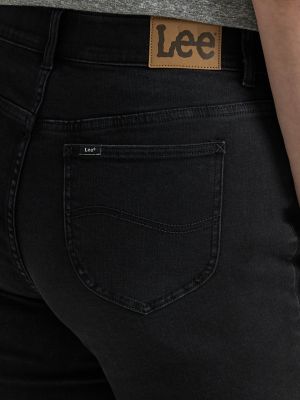 Women's Ultra Lux Comfort with Flex Motion Straight Jean (Plus) in Midnight Bloom