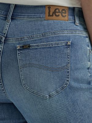 Women's Ultra Lux Comfort with Flex Motion Bootcut Jean (Plus) in Paradise Dream alternative view 5
