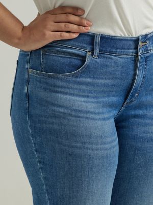 Women's Ultra Lux Comfort with Flex Motion Bootcut Jean (Plus) in Indigo  Facet