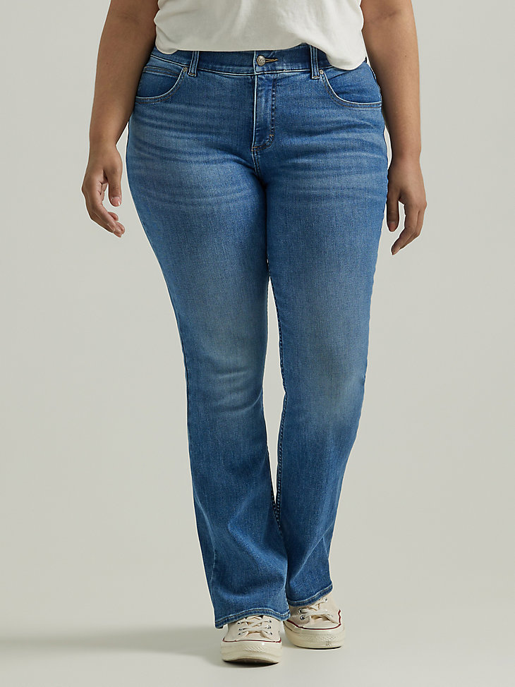 Women's Ultra Lux Comfort with Flex Motion Bootcut Jean (Plus) in Indigo Facet main view