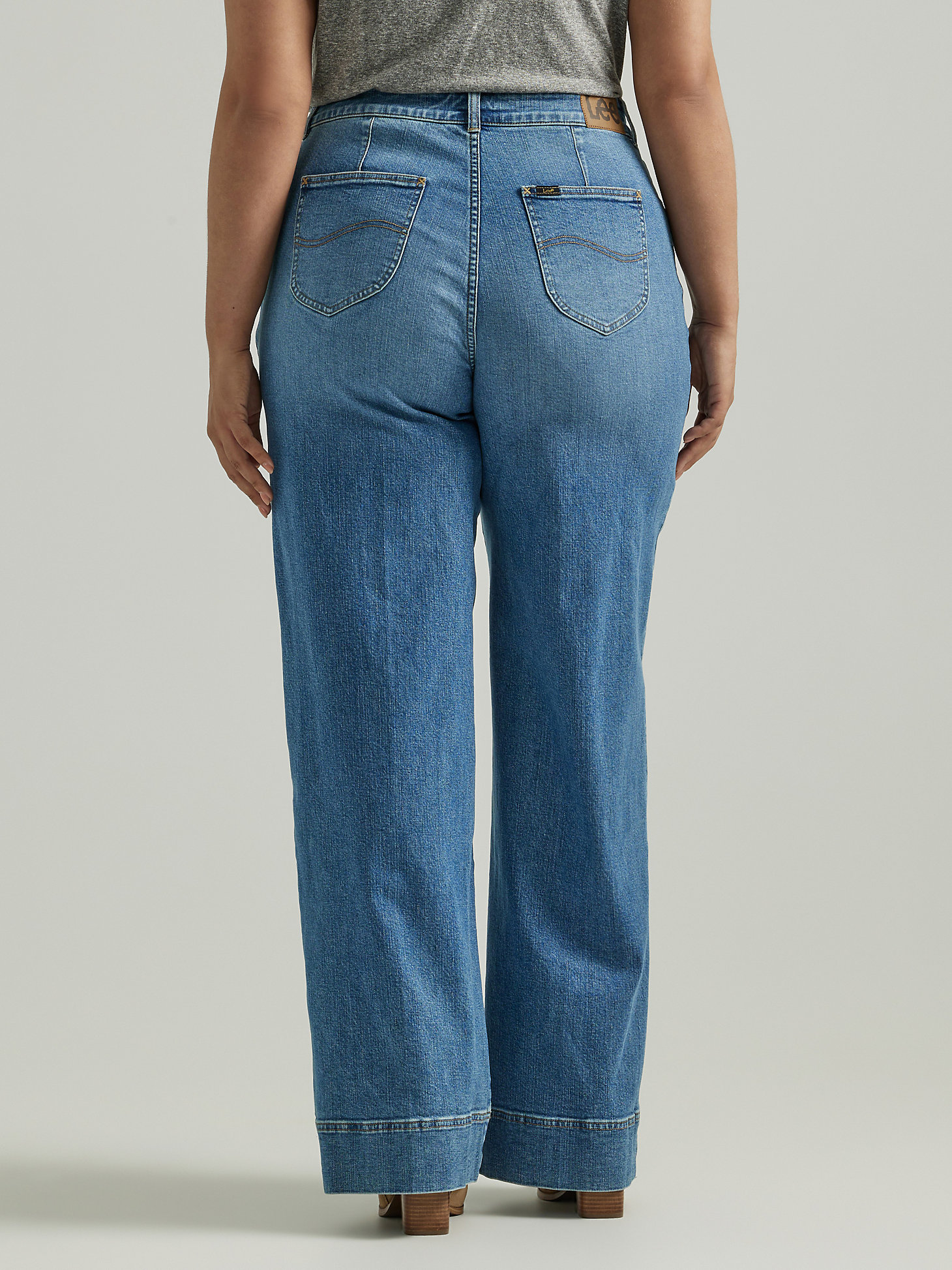 Women's Legendary Trouser Jean (Plus) in Elevated Retro Blue alternative view 2