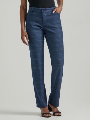 Women's Wrinkle Free Relaxed Fit Straight Leg Pant (Petite) in Navy  Insignia Plaid