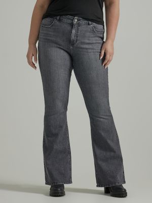 Women's Legendary Flare Jean (Plus) in Blurred Black alternative view
