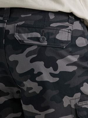 Men's Legendary Wyoming Cargo Short in Black Stokes alternative view 5
