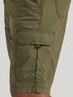Men's Extreme Motion Crossroad Cargo Short in Olive Night alternative view 5