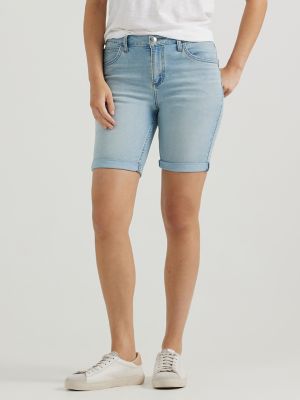 7 High-Waisted-Shorts Outfits to Copy and Paste